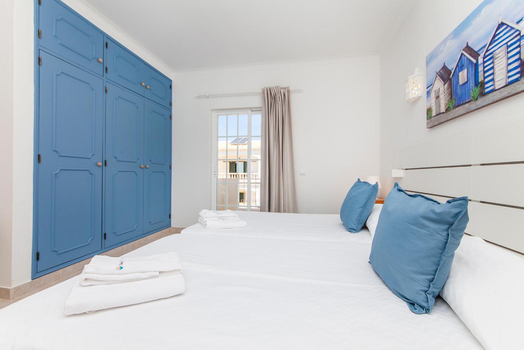 Q - Casa Do Topo Guesthouse ลากอส ห้อง รูปภาพ
