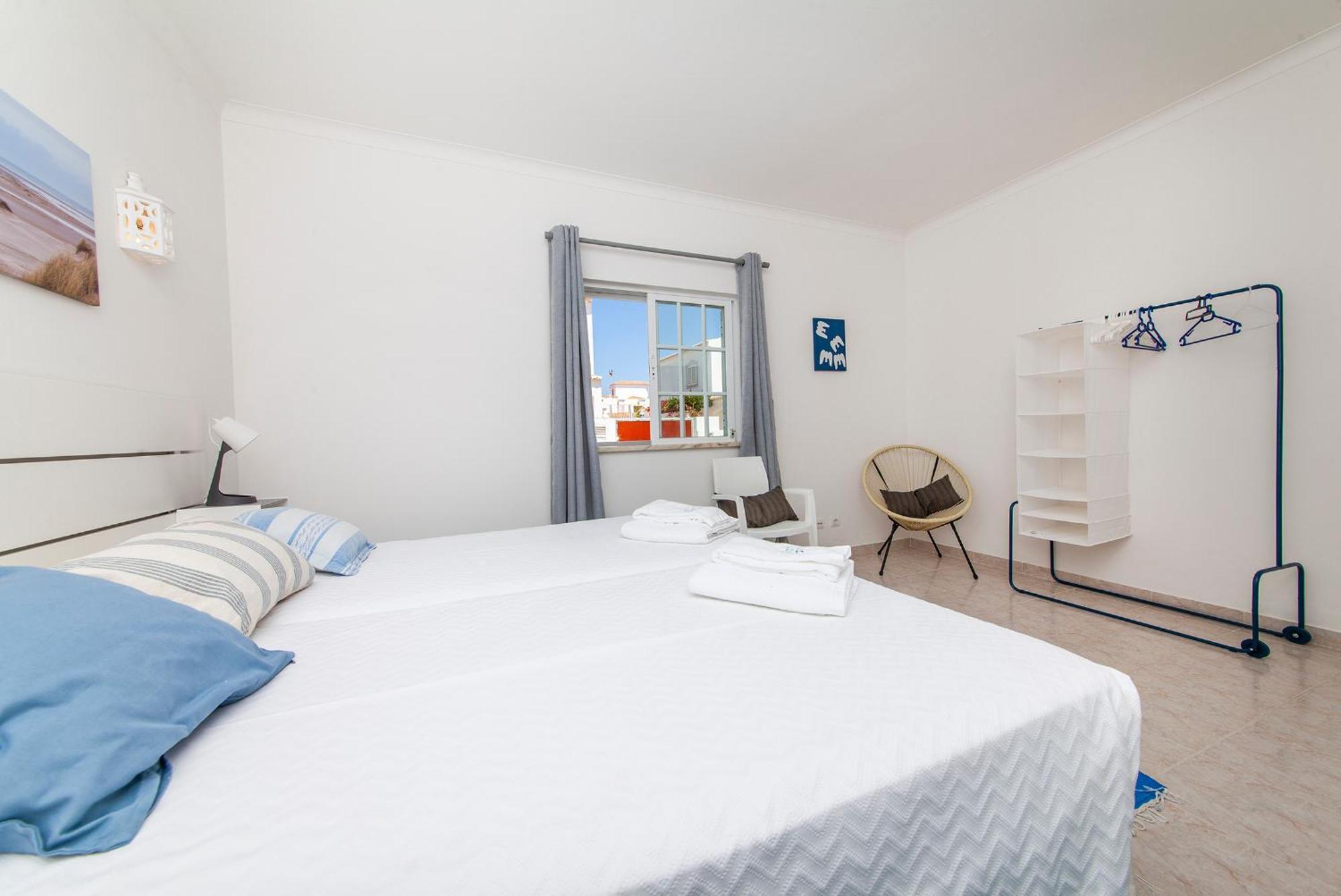 Q - Casa Do Topo Guesthouse ลากอส ห้อง รูปภาพ